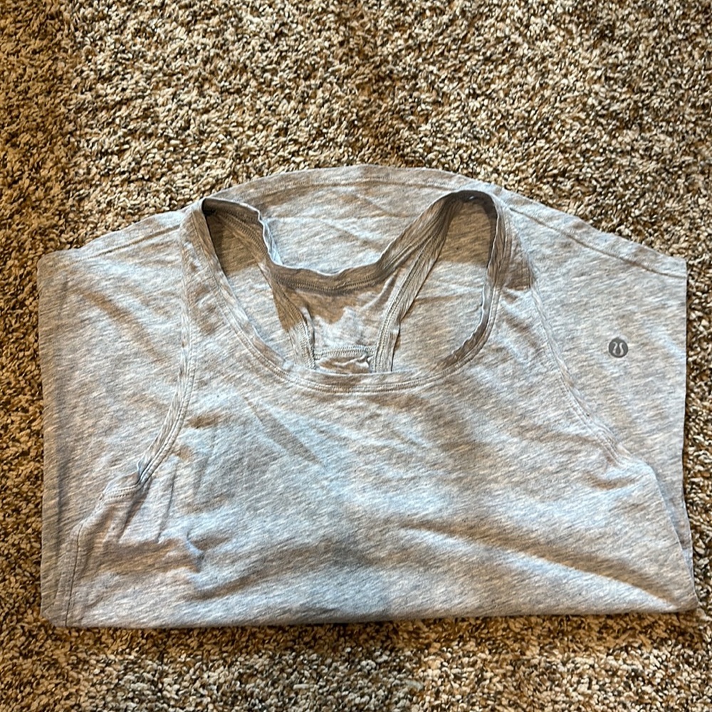 Lululemon Tanktop - Picture 2 of 3